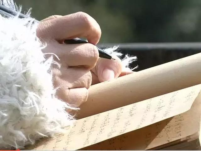 两百多首诗八成在贵州绥阳完成，诗人梅尔就这样爱上了诗乡……